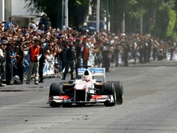 'Checo' regresará a Europa para practicar antes del Gran Premio de Australia. MEXSPORT  /
