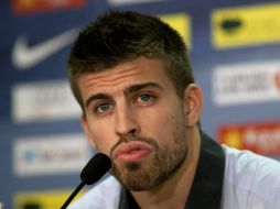 El jugador del Barcelona,  Gerard Piqué, no habló de su vida personal en la conferencia de prensa que ofreció. EFE  /