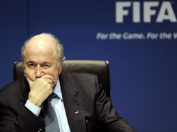 Joseph Blatter, presidente de la FIFA, en conferencia de prensa. AP  /