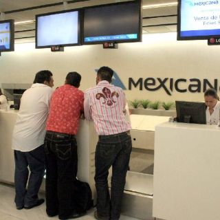 Pilotos y sobrecargos apoyan represalias contra PC Capital