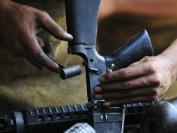 La ATF está evaluando sus operativos para combatir el tráfico de armas hacia México. ARCHIVO  /