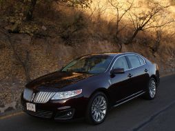 Lincoln MKS Ecoboost. M.CASTILLO  /