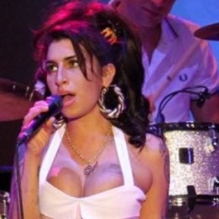 Especulan sobre supuesta relación entre Amy Winehouse y Ron Rusell