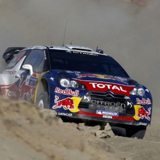 Sebastián Ogier mantiene liderato en México