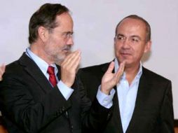 El Presidente Felipe Calderón (centro) se reúne con el Consejo Nacional del PAN. EL UNIVERSAL  /