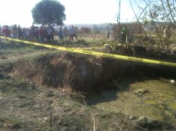 Unos niños encontraron flotando el cuerpo por lo que avisaron a sus padres quienes informaron a bomberos y policía. O. RUVALCABA  /