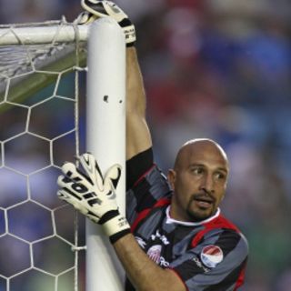 El 'Conejo' Pérez no piensa en el retiro