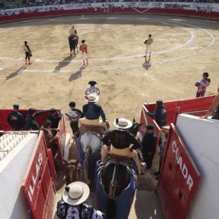 'El Cuate' destaca hoy en la corrida 19 en Plaza México