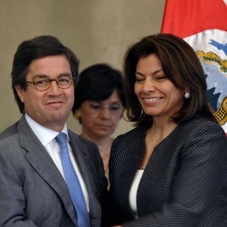 Laura Chinchilla llama a la paz con países vecinos