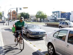 En Guadalajara avanza lento la red proyectada de mil 590 kilómetros con este tipo de infraestructura. E. PACHECO  /