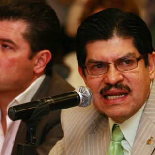 Carmona insiste en participación privada para mejorar carreteras