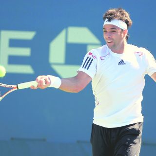 Fernando González anuncia que regresa al circuito en abril