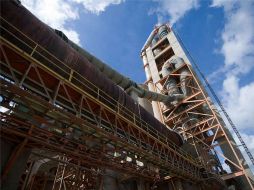 Títulos de Cemex caen de un 3.84 por ciento a 10.27 pesos. ESPECIAL  /