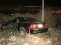 Auto en el que iba a bordo el agente y sus dos hijos. O. RUVALCABA  /