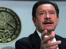 Carlos Navarrete espera que la propuesta también sea presentada en la Cámara baja. ARCHIVO  /