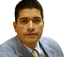 Carlos Alberto Lara G.  /