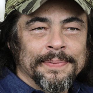 Benicio del Toro disfruta visita a Cuba