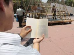 El funcionario del gobierno estatal agregó que el préstamo de libros incluye obras en español. ARCHIVO  /