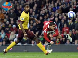 Las jugadas incompletas del delantero mexicano fueron aprovechadas por sus compañeros para concretar goles. REUTERS  /