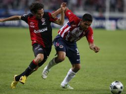 Ninguno de los dos equipos generó espacios aunque Chivas buscó la victoria y Atlas lució una ofensiva inoperante. E. PACHECO  /