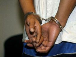 Uno de los detenidos, de 23 años de edad, es quien presuntamente comerciaba la cocaína. ARCHIVO  /