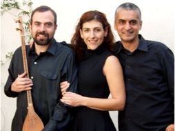 El grupo se ha dedicado a explorar el intercambio entre culturas de oriente y occidente. ESPECIAL  /