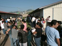 En preescolares, primarias, secundarias y preparatorias, así como a padres de familias se les capacitó. ARCHIVO  /