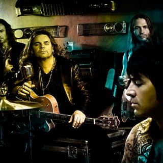 'Lluvia al corazón' de Maná ya suena en la radio mundial