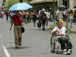 Desde hace dos meses universitarios laboran en la Casa Down de Guadalajara y en la asociación Hogares de la Caridad. ARCHIVO  /
