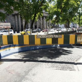 Reconoce Ricardo Serrano negligencia en administración de estacionamientos