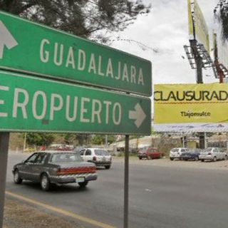 Reinicia Tlajomulco programa contra espectaculares ilícitos