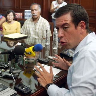 Vecinos del Fraccionamiento Revolución, inconformes con obras