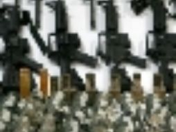 En el lugar de los hechos se encontraron: seis fusiles AK-47, tres fusiles AR-15, calibre 233 milímetros, un fusil tipo Fal. ARCHIVO  /