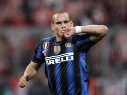 Wesley Sneijder celebra su gol ante el Bayern Munich. REUTERS  /