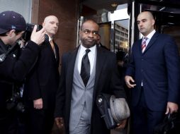 DeMaurice Smith (centro), director ejecutivo del Sindicato de Jugadores de la NFL. REUTERS  /