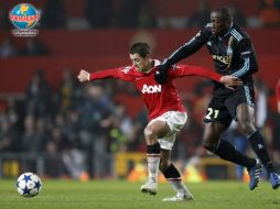 El jugador mexicano, Javier Hernández en el duelo ante el O. Marsella. REUTERS  /