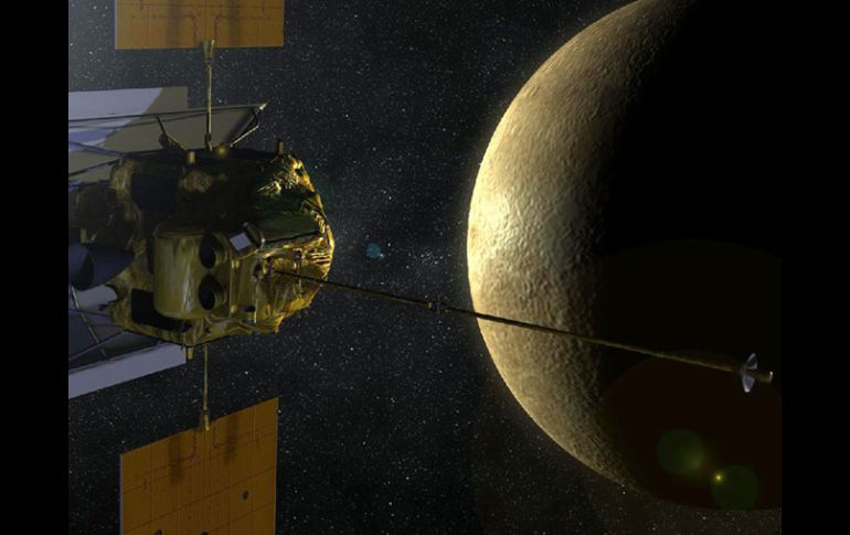 La sonda Messenger entrando en la órbita de Mercurio, según una proyección de La NASA.  EFE  /