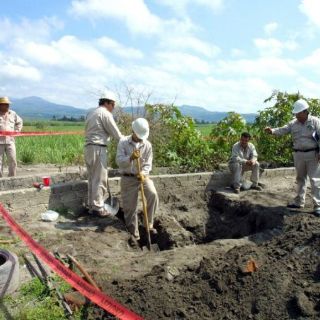 Crimen amenaza ductos de Pemex, advierte Romero Deschamps