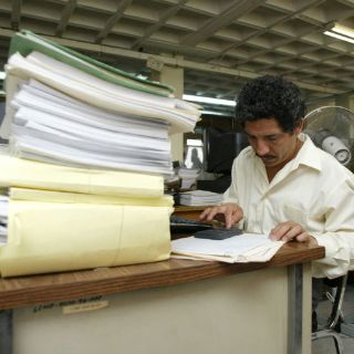 Puerto Vallarta y Tonalá, los más deudores de Pensiones