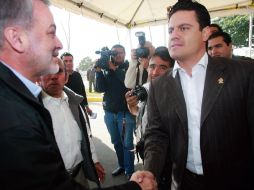 El conflicto por la deuda tapatía enfrentó al gobernador y al alcalde Aristóteles Sandoval durante  las últimas semanas. ARCHIVO  /