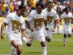 Pumas celebra el gol ante el Monarcas. MEXSPORT  /