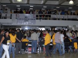 Aspectos del 6 pleno extraordinario del Vll congreso Nacional del PRD. NTX  /