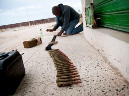 Estados Unidos, Gran Bretaña, Francia encabezaron una ofensiva internacional contra las fuerzas de Gadhafi. EFE  /