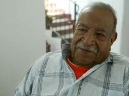 Francisco Javier Mendoza Núñez, de 84 años, fue uno de los 15 artesanos homenajeados el día de ayer en Tlaquepaque.A. HINOJOSA  /