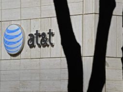 AT&T espera cerrar la operación en un plazo de doce meses. EFE  /