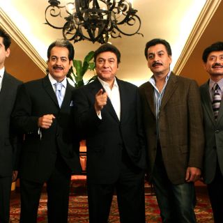 Los Tigres del Norte le cantan a la ''reina''