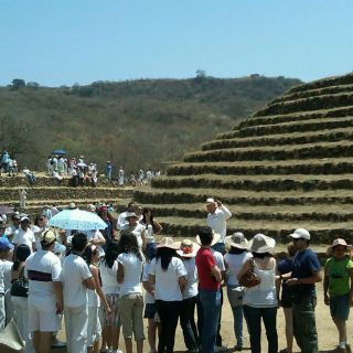 Reciben la primavera en Guachimontones