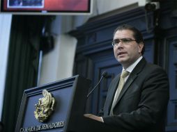 El diputado Armando Ríos Píter anunció que con el grupo Nuevo Foro Sol formará una fuerza política dentro del PRD. ARCHIVO  /