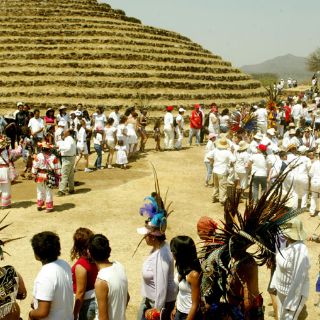 Reciben a la primavera 40 mil personas en Guachimontones