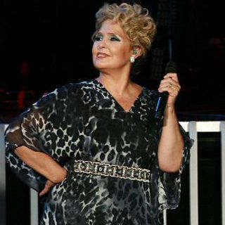 Niegan que Lupita D’Alessio padezca enfisema pulmonar